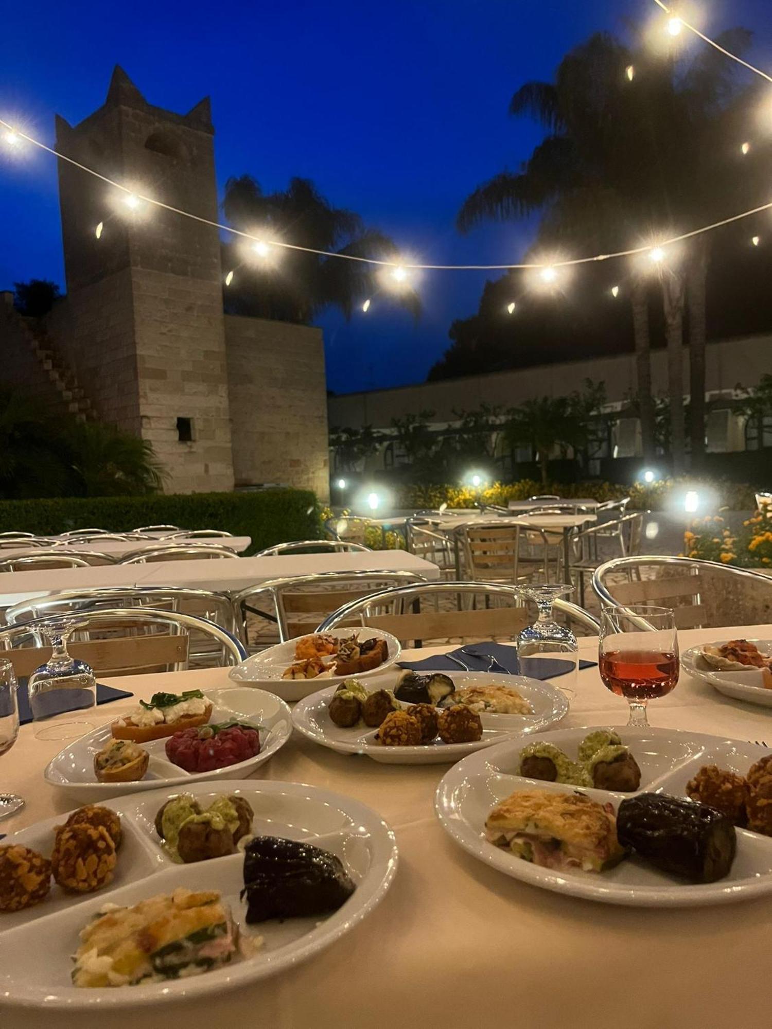 Masseria La Porticella อาเวตรานา ภายนอก รูปภาพ